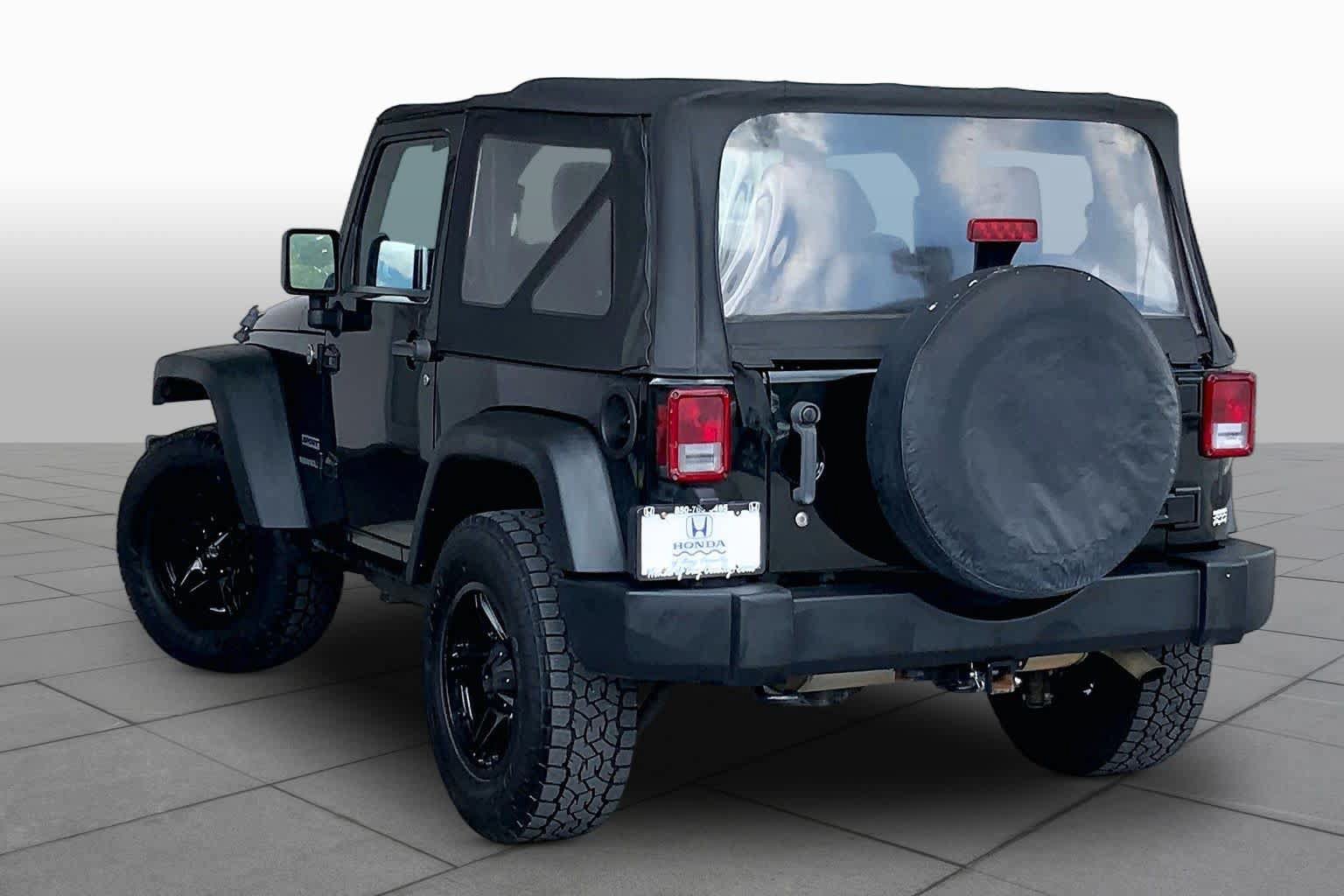 Used 2012 Jeep Wrangler Sport AWD/4WD image 11