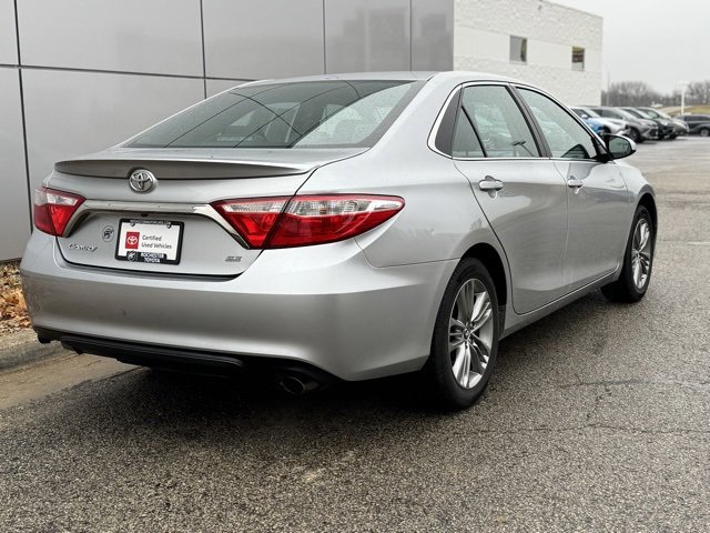 Certified 2016 Toyota Camry SE image 33