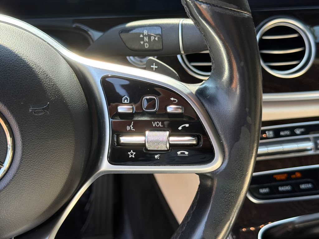 Used 2019 Mercedes-Benz E 450 4MATIC Sedan w/ Premium Package image 26