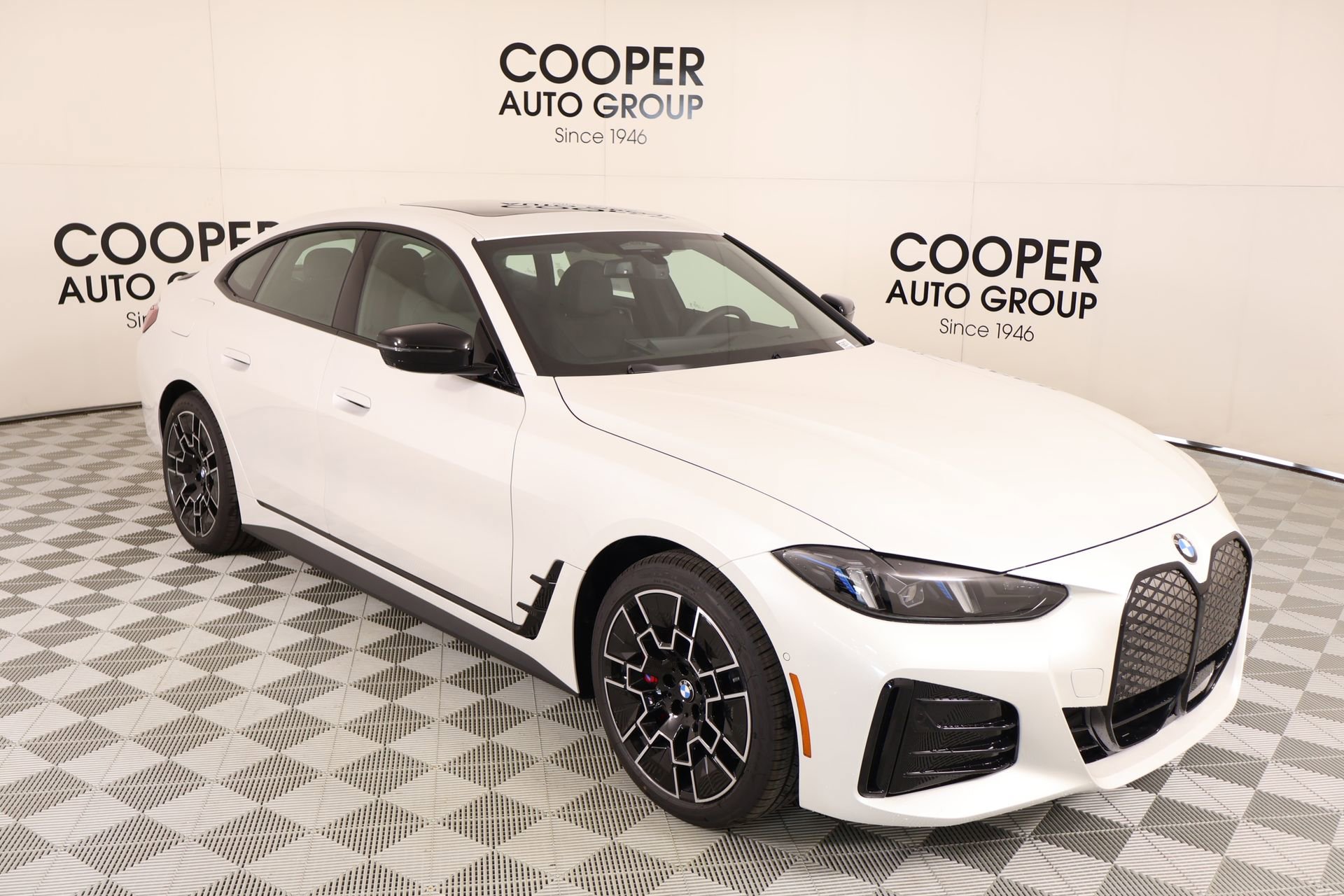 New 2026 BMW i4 xDrive40i w/ M Sport Package