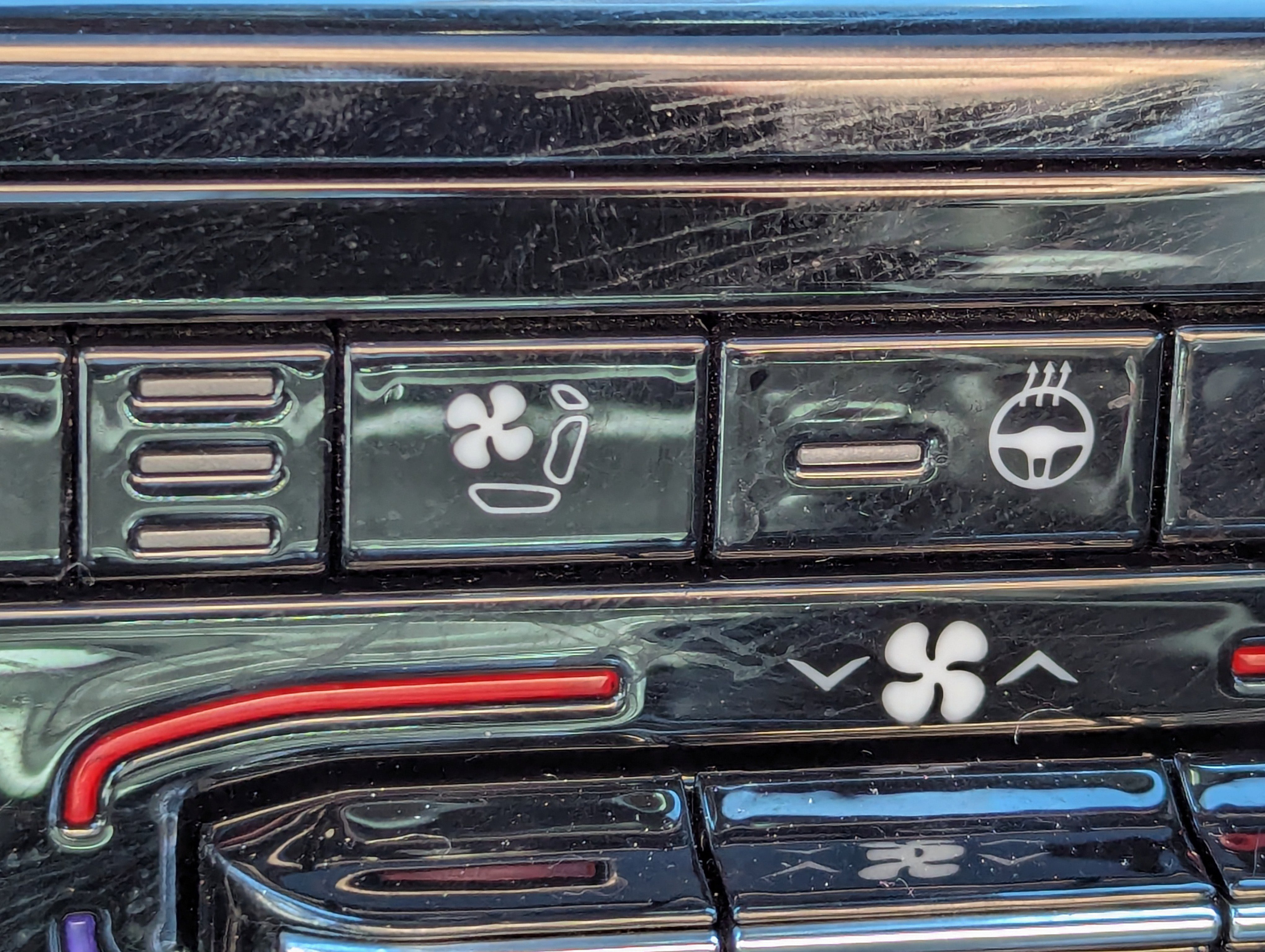 Certified 2022 Jeep Grand Cherokee L Overland w/ Advanced Protech Group III image 26