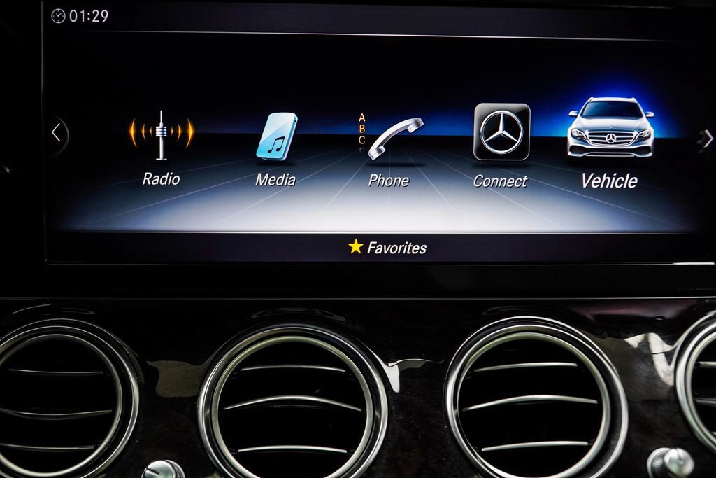 Used 2019 Mercedes-Benz E 450 4MATIC Wagon image 34