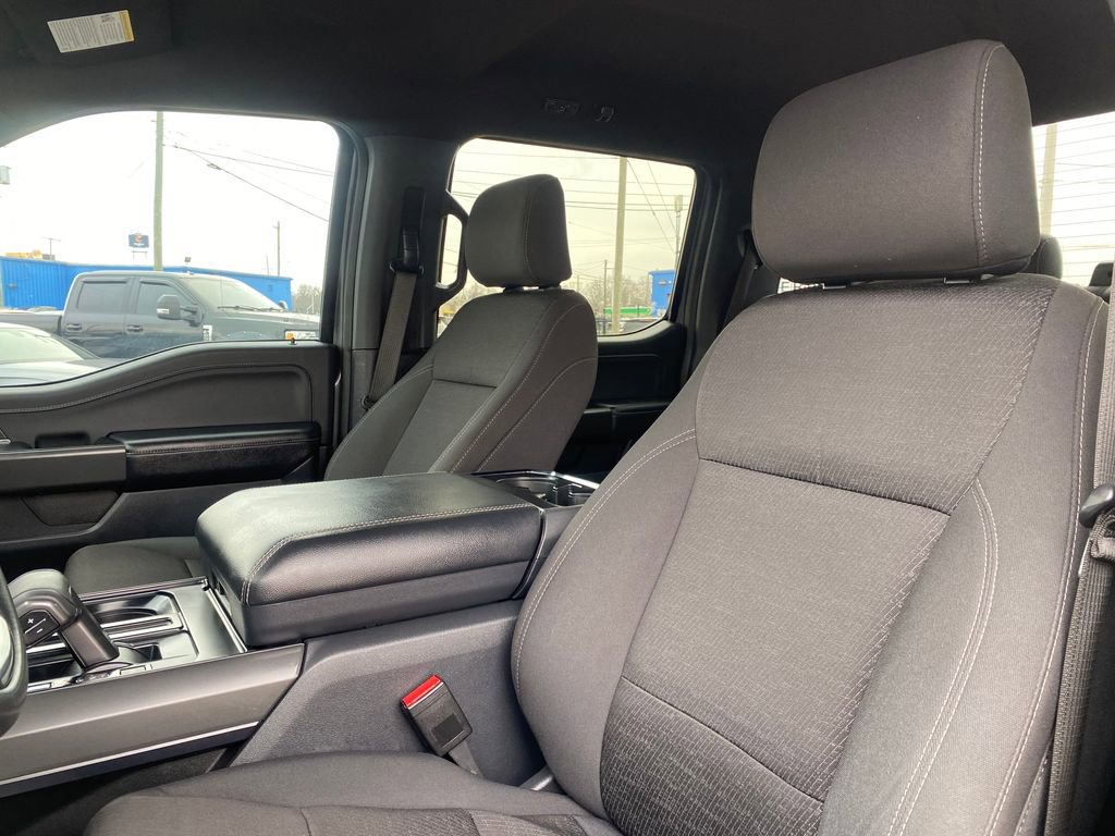 Used 2024 Ford F150 XLT w/ XLT Black Appearance Package AWD/4WD image 9