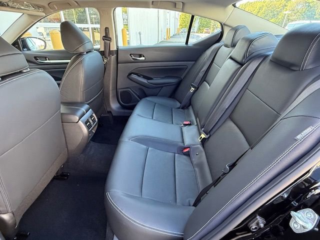 New 2025 Nissan Altima 2.5 SL AWD/4WD image 13