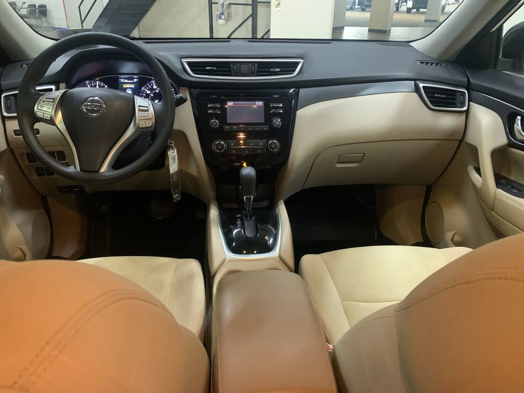 Used 2016 Nissan Rogue S w/ Appearance Package image 16