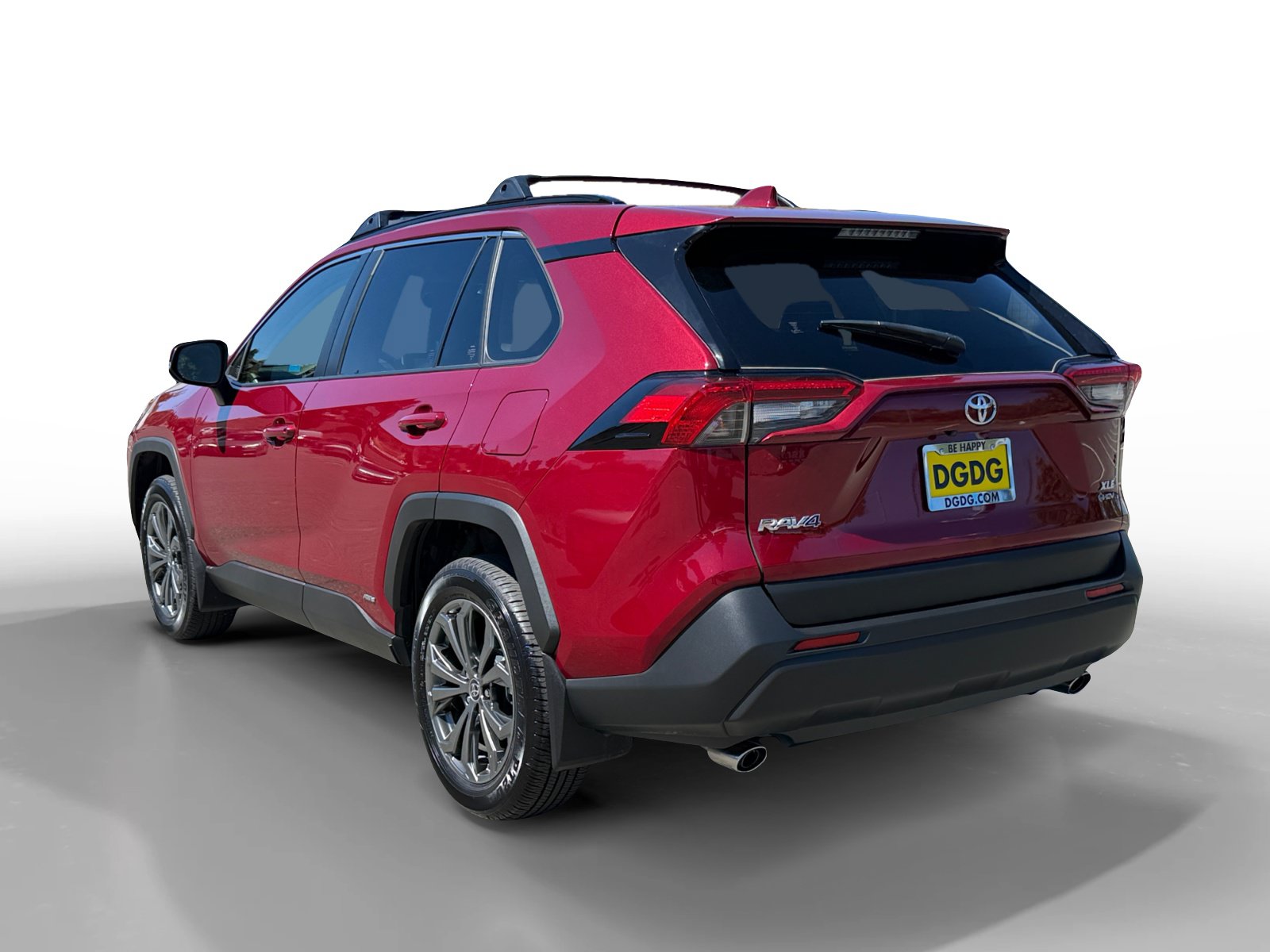 Used 2025 Toyota RAV4 XLE Premium w/ Weather Package AWD/4WD image 3