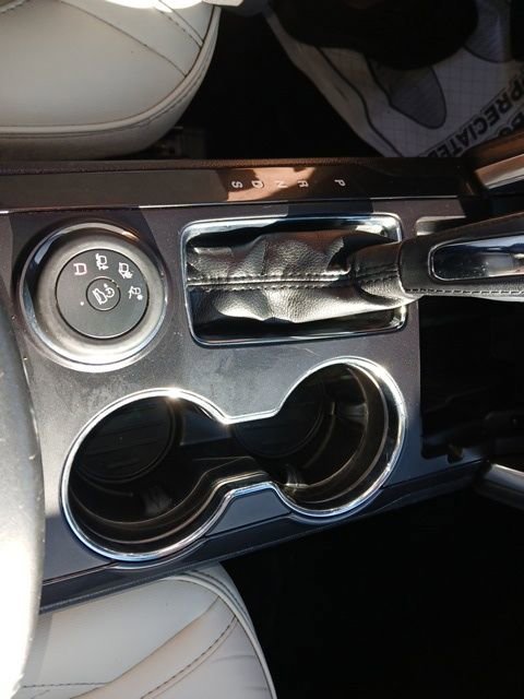 Used 2016 Ford Explorer Platinum image 24