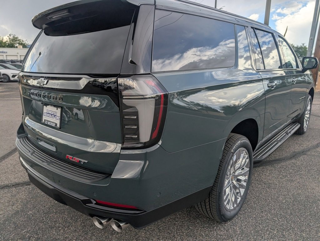 New 2025 Chevrolet Suburban RST w/ Comfort Package image 5