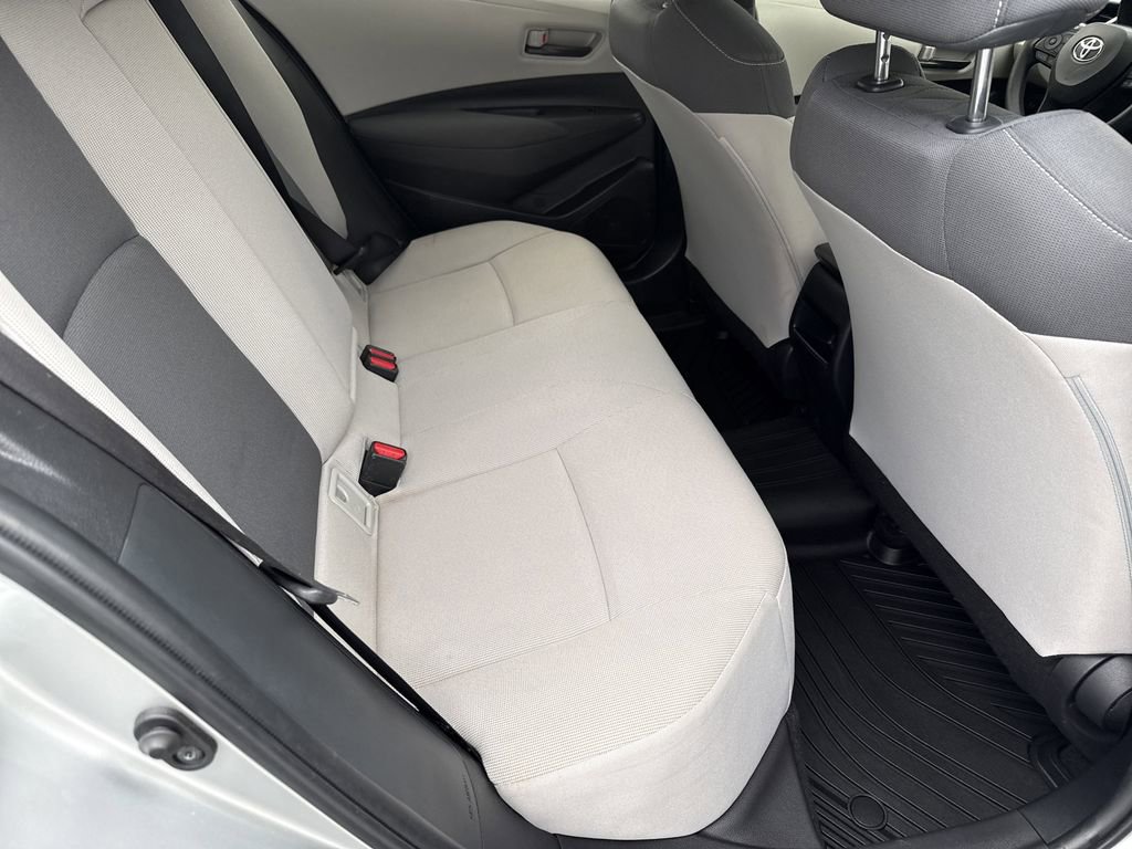 Used 2022 Toyota Corolla LE image 15