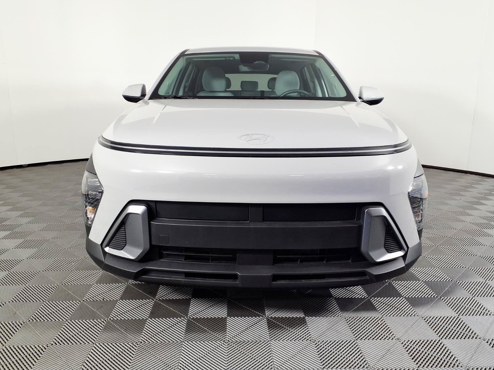 Certified 2026 Hyundai Kona SE FWD image 2