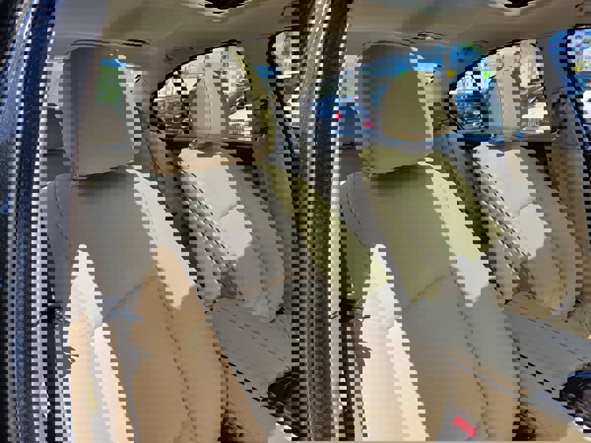 Used 2011 BMW 535i Sedan RWD image 11