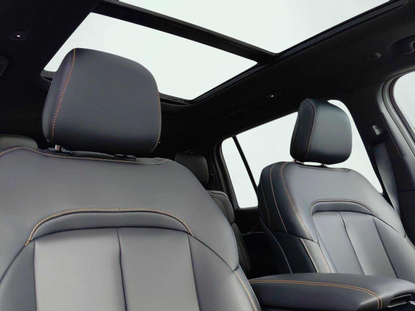 New 2026 Jeep Grand Cherokee L Limited AWD/4WD image 11