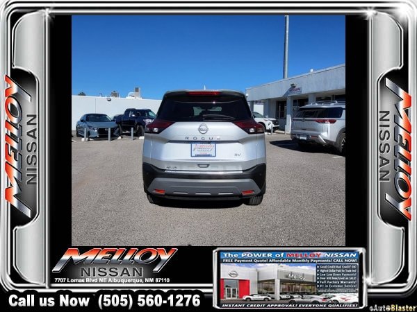 Used 2023 Nissan Rogue SV image 13