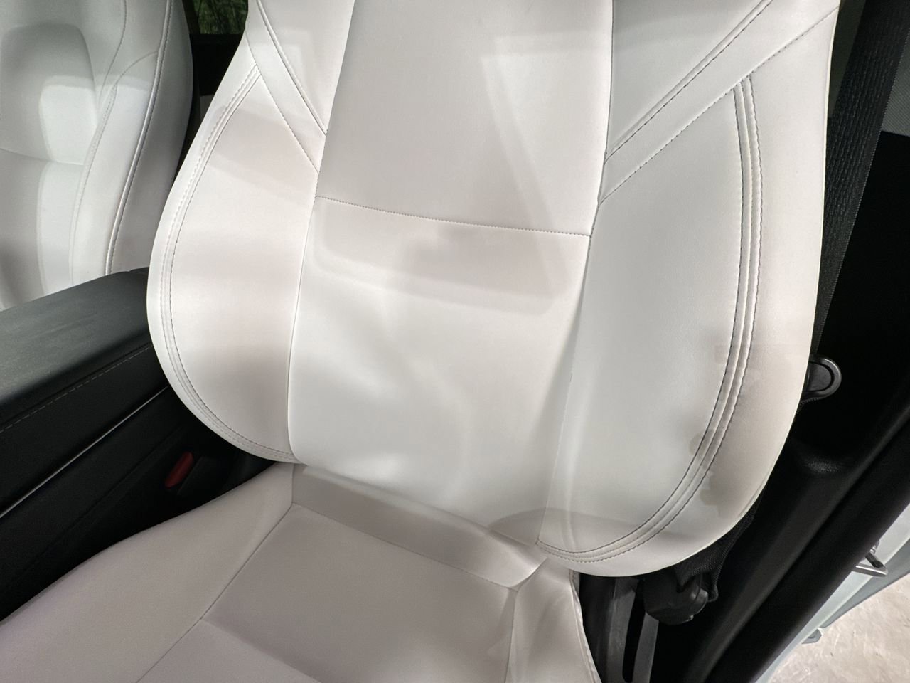 Used 2021 Tesla Model Y Long Range image 11