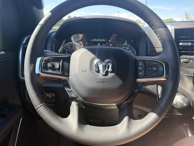 Used 2025 RAM 1500 Laramie AWD/4WD image 25