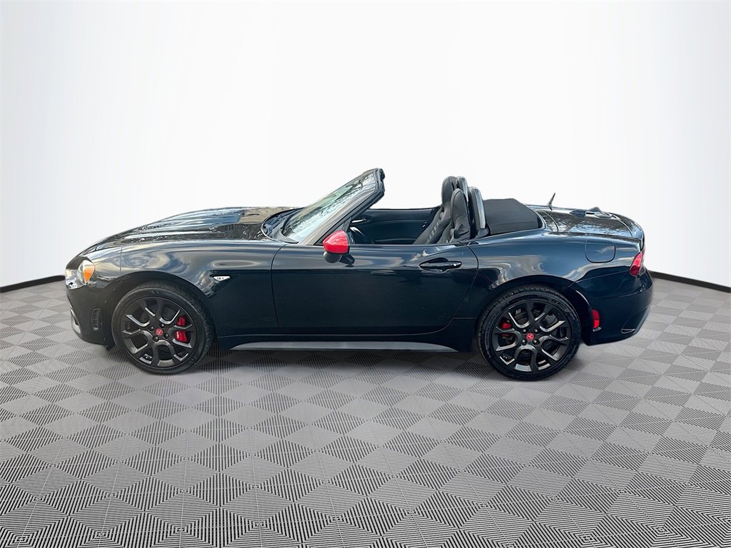Used 2020 FIAT 124 Spider Abarth w/ Visibility Group image 9