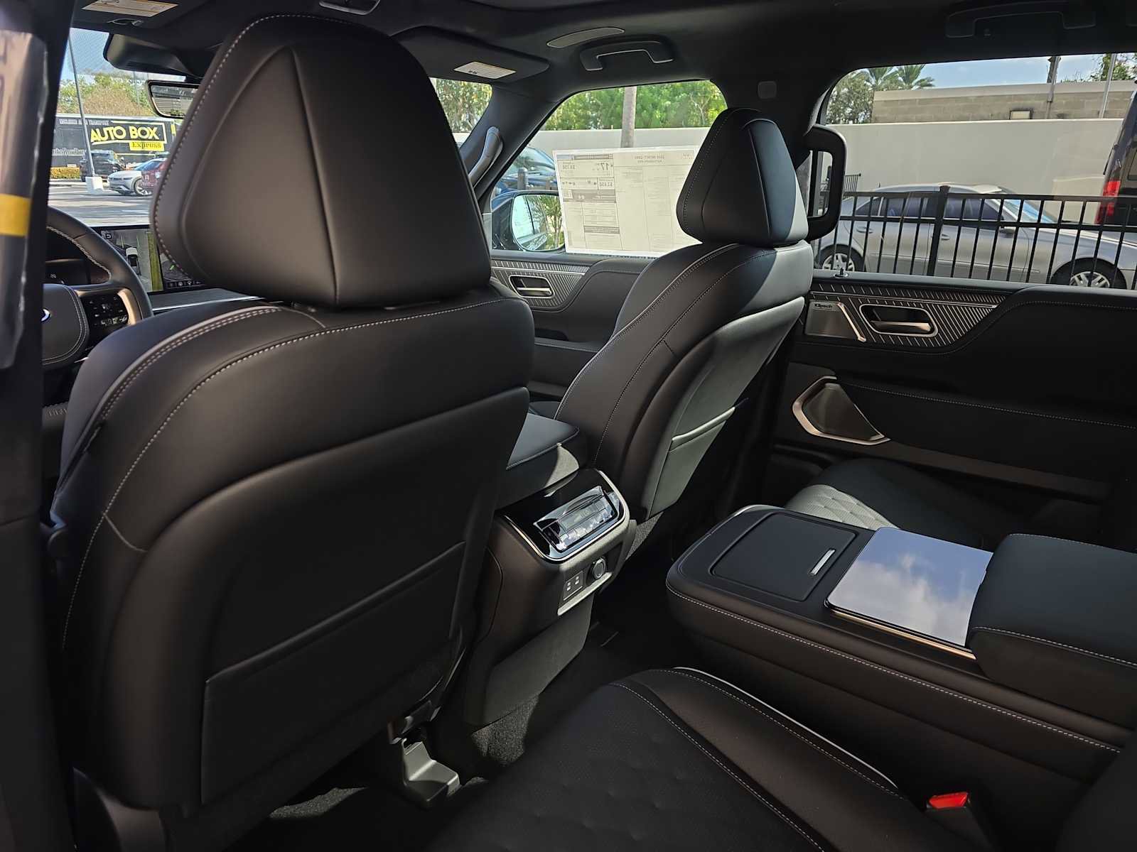 New 2026 INFINITI QX80 Autograph w/ Premium Cargo Package image 12