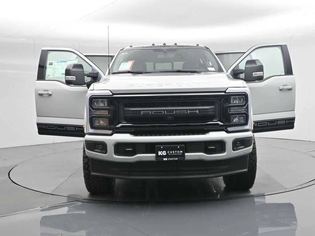 New 2026 Ford F250 Lariat w/ Black Appearance Package image 40