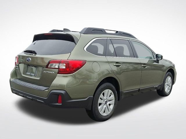 Used 2018 Subaru Outback 2.5i Premium image 6