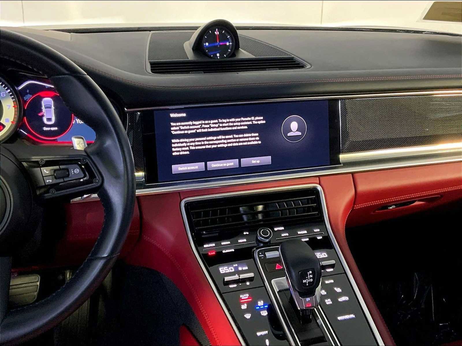 Certified 2023 Porsche Panamera 4 Platinum Edition AWD/4WD image 16