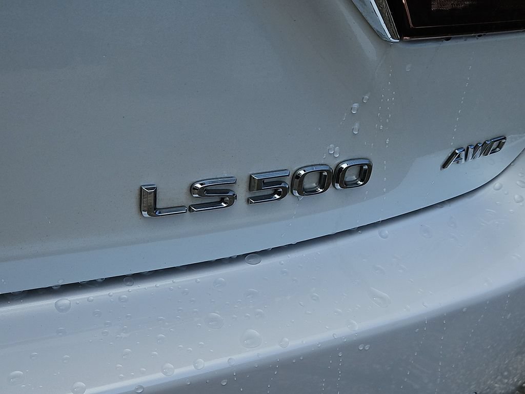 Used 2023 Lexus LS 500 AWD w/ Interior Upgrade Package image 12