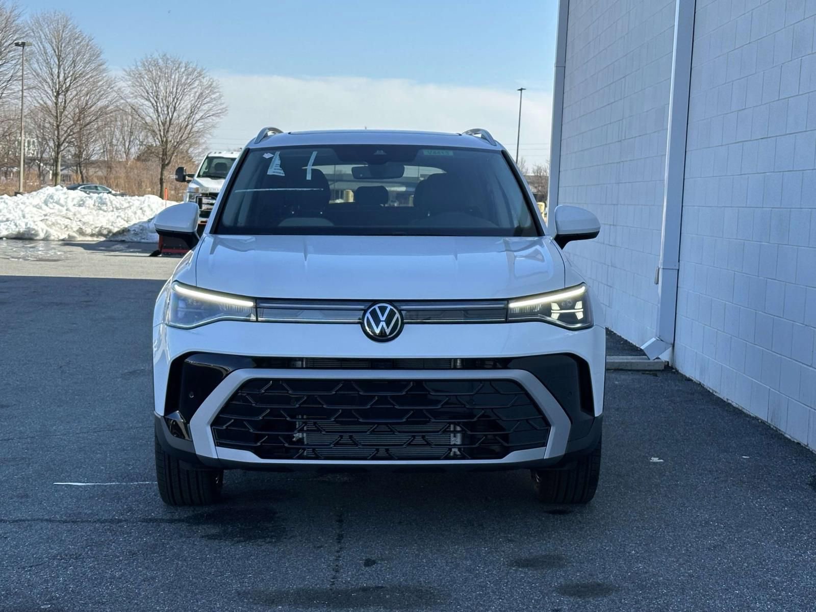 New 2026 Volkswagen Taos SEL image 9