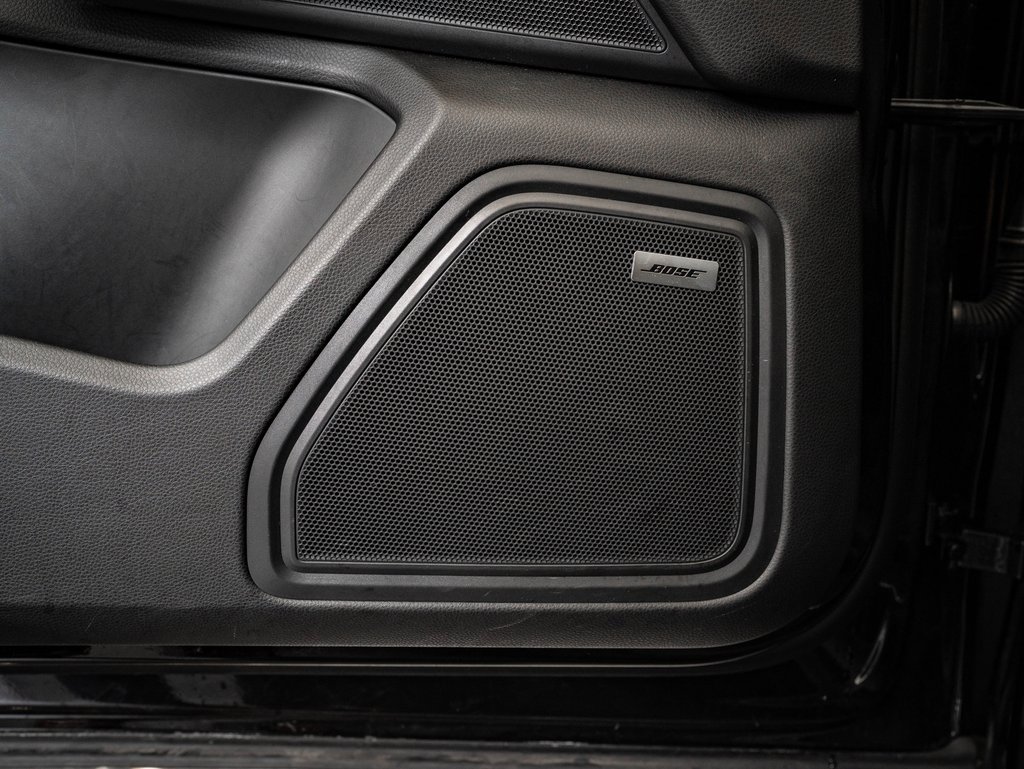 Certified 2024 Porsche Macan image 34