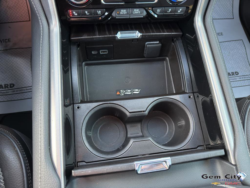 Used 2023 GMC Yukon XL Denali image 23