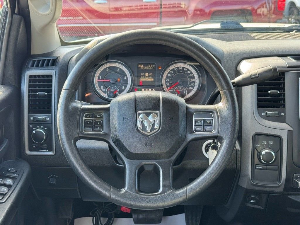 Used 2018 RAM 2500 Tradesman w/ Chrome Appearance Group image 26