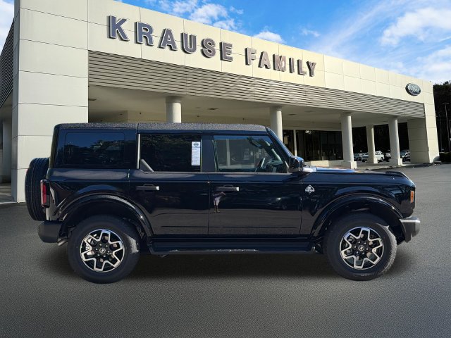 New 2026 Ford Bronco Outer Banks AWD/4WD image 9