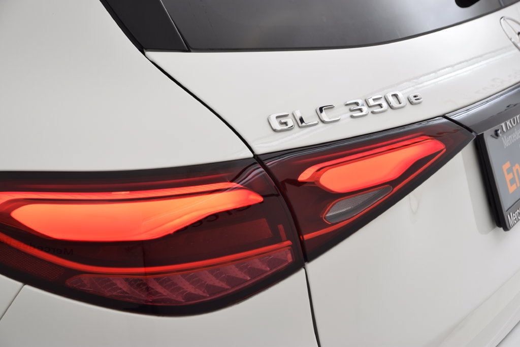 Certified 2025 Mercedes-Benz GLC 350e 4MATIC image 13