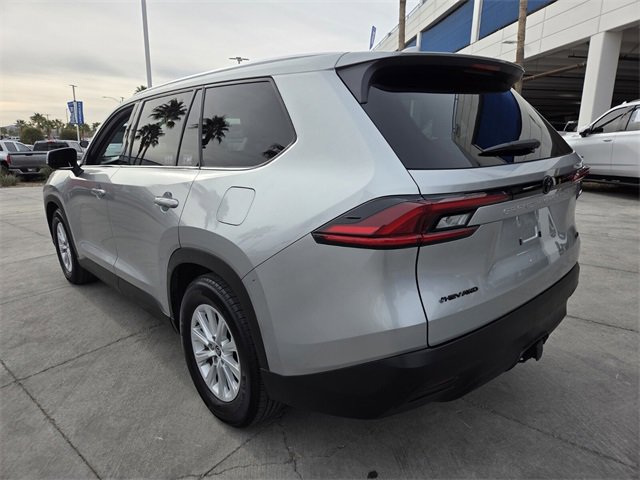 Used 2025 Toyota Grand Highlander AWD Hybrid image 4