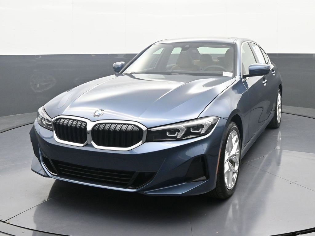 Used 2025 BMW 330i xDrive Sedan image 1