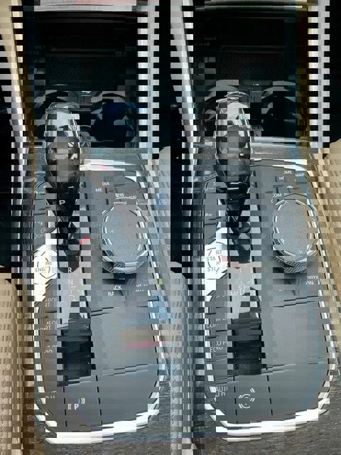 Used 2020 BMW 330i xDrive Sedan w/ Driving Assistance Package image 21