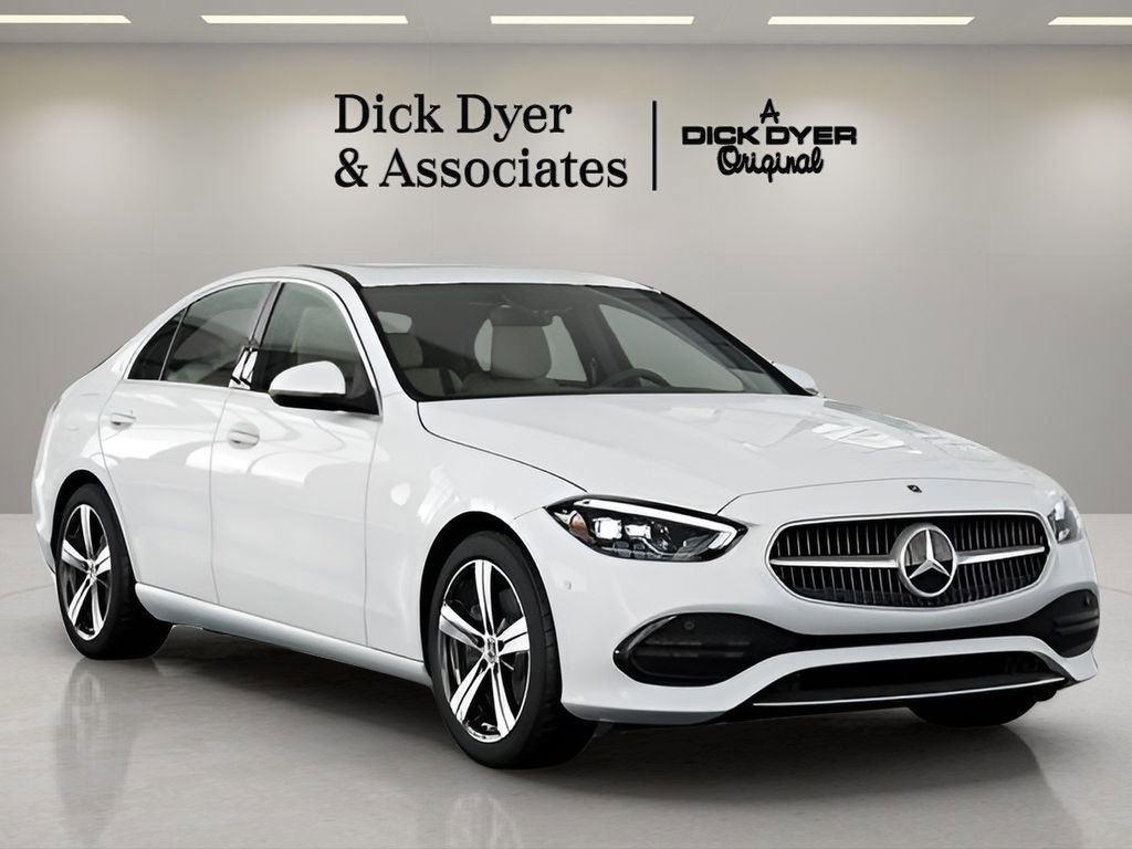 Used 2025 Mercedes-Benz C 300 Sedan image 5