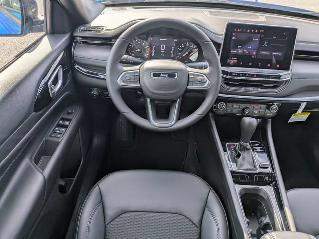 New 2026 Jeep Compass Latitude AWD/4WD image 28