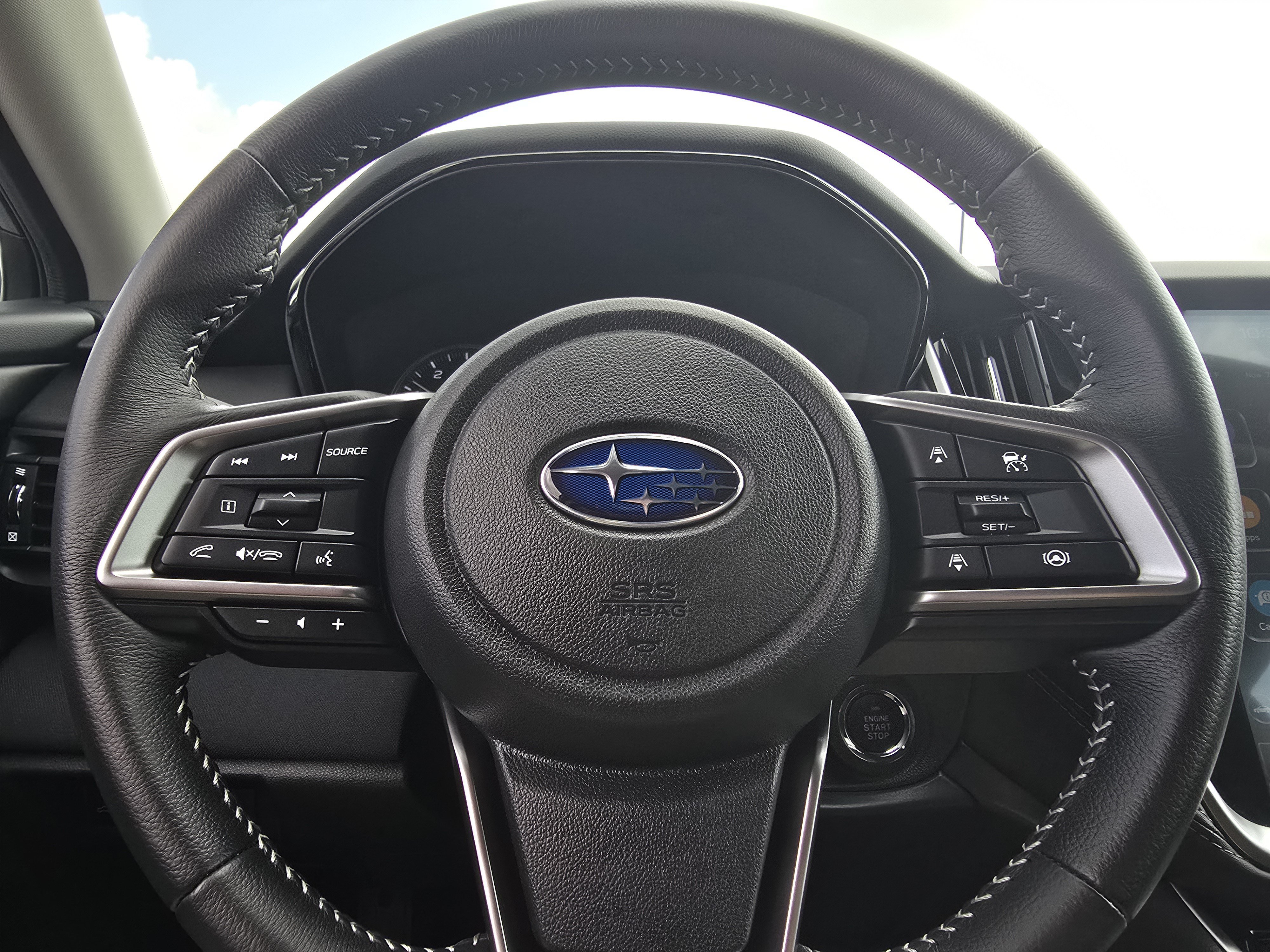 Certified 2025 Subaru Outback Premium w/ Popular Package #1 AWD/4WD image 21