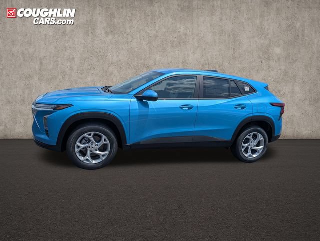 New 2026 Chevrolet Trax LS w/ LS Convenience Package FWD image 4