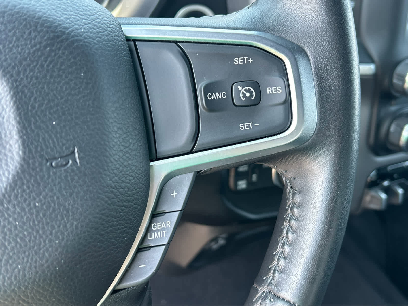 Used 2024 RAM 2500 Big Horn w/ Bed Utility Group image 19