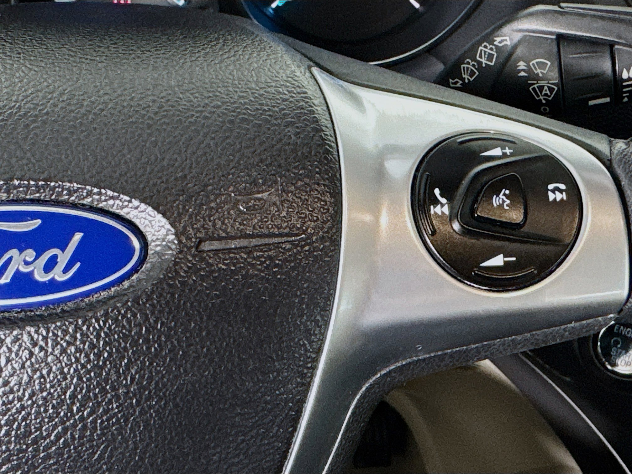 Used 2016 Ford Escape Titanium w/ Equipment Group 301A image 14