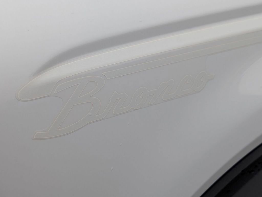 New 2026 Ford Bronco Heritage Edition image 13