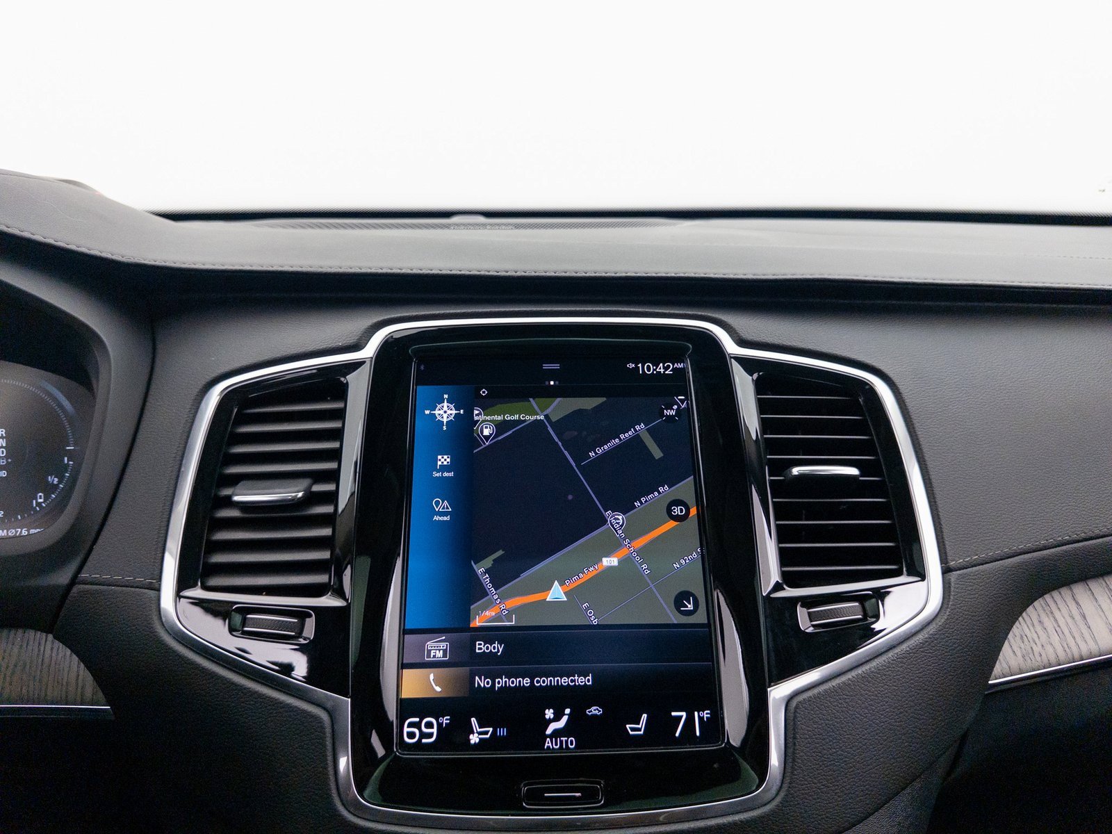 Used 2022 Volvo XC90 T8 Inscription w/ Advanced Package image 7