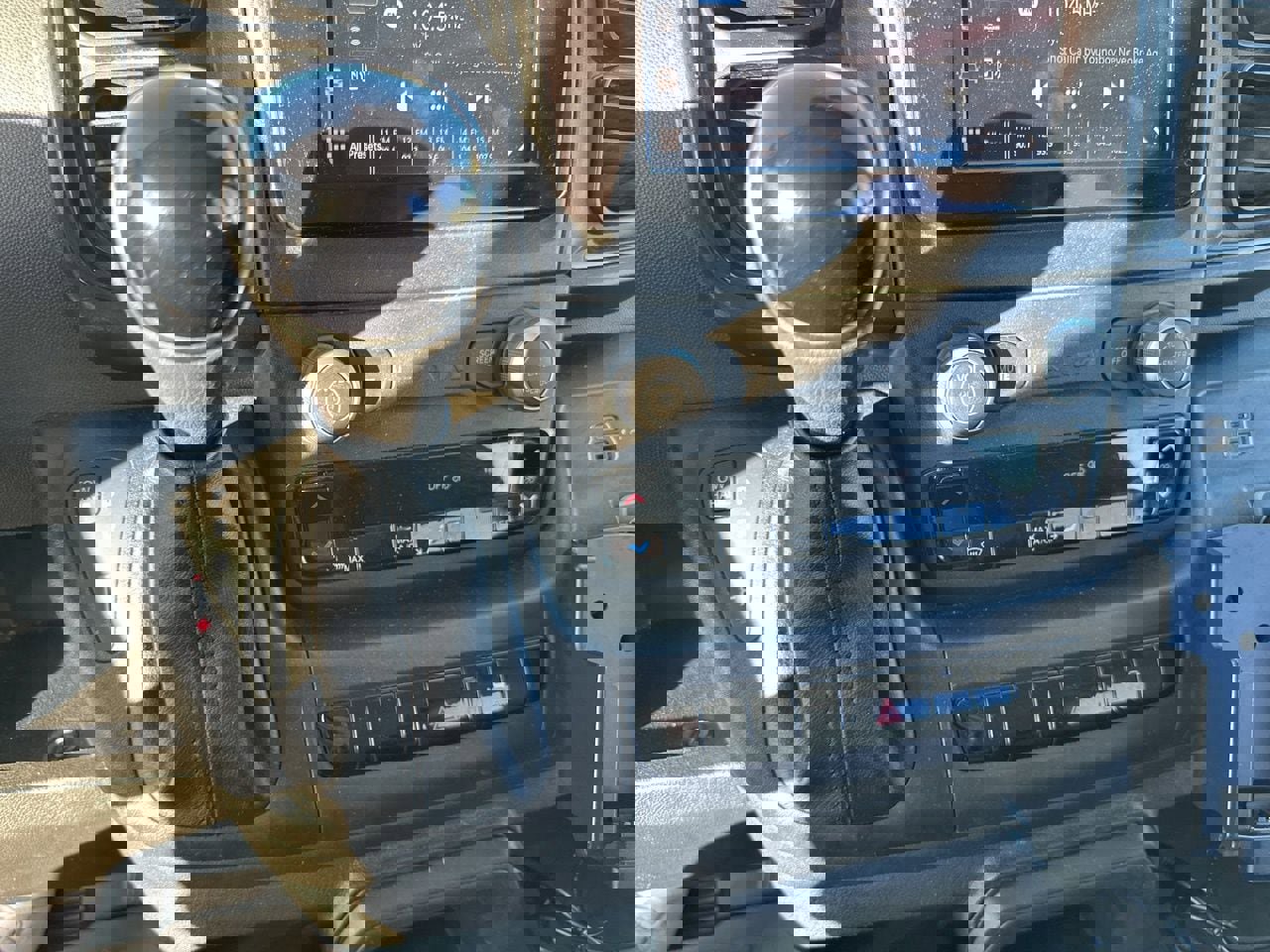 Used 2023 RAM ProMaster 2500 image 24