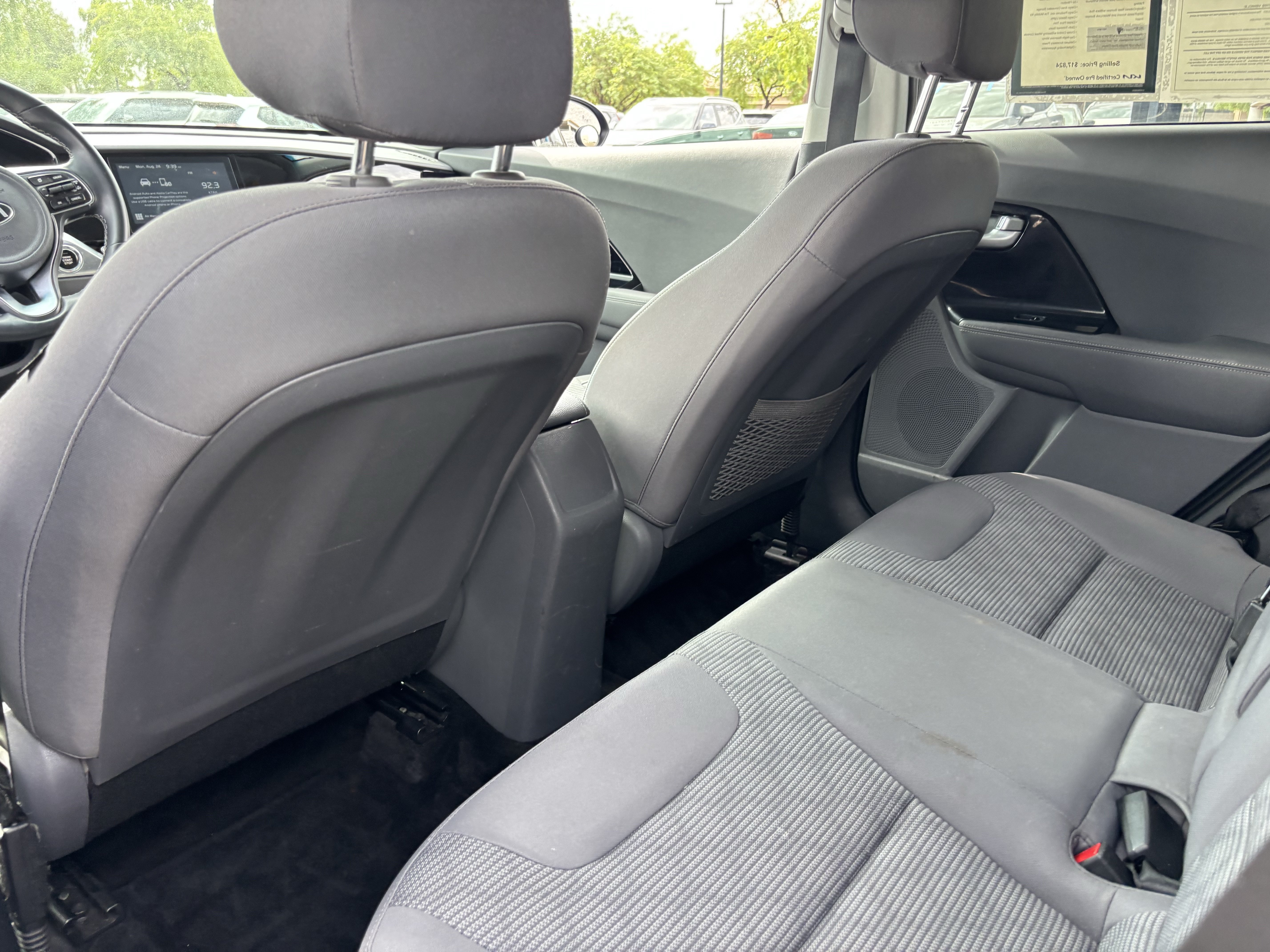 Used 2020 Kia Niro LXS FWD image 15