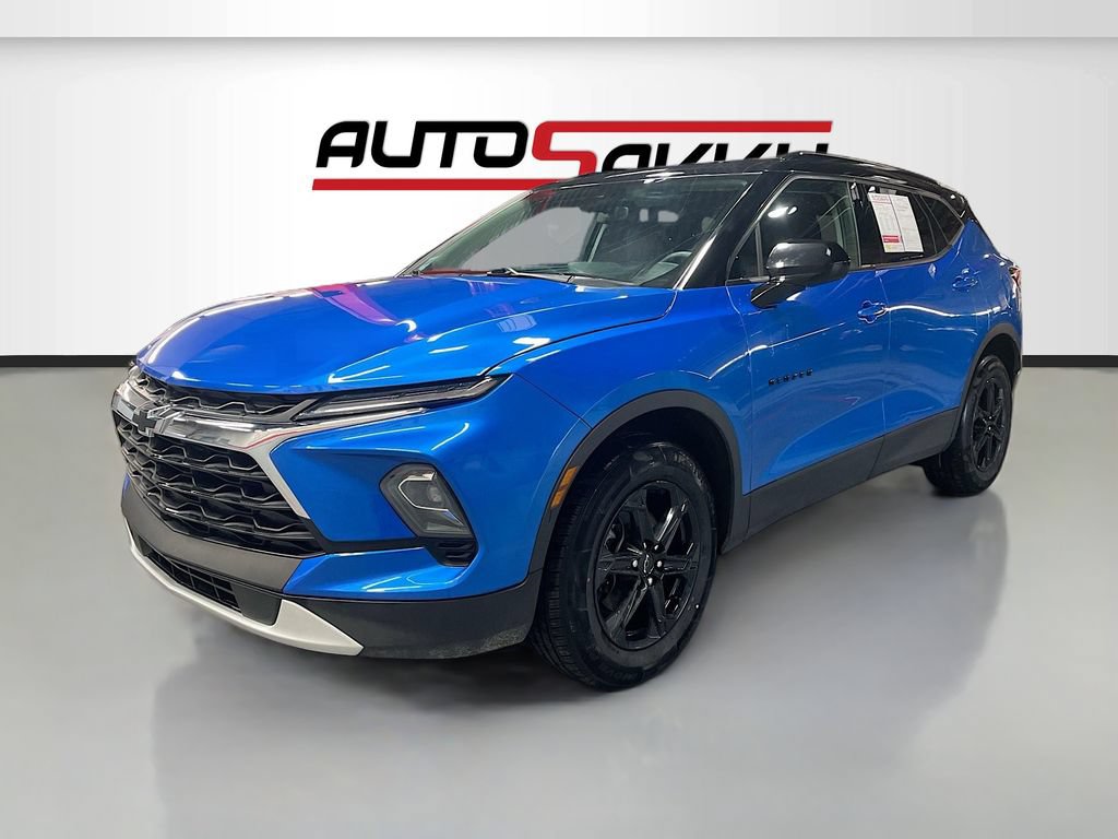 Used 2024 Chevrolet Blazer LT w/ Midnight/Sport Edition AWD/4WD image 3