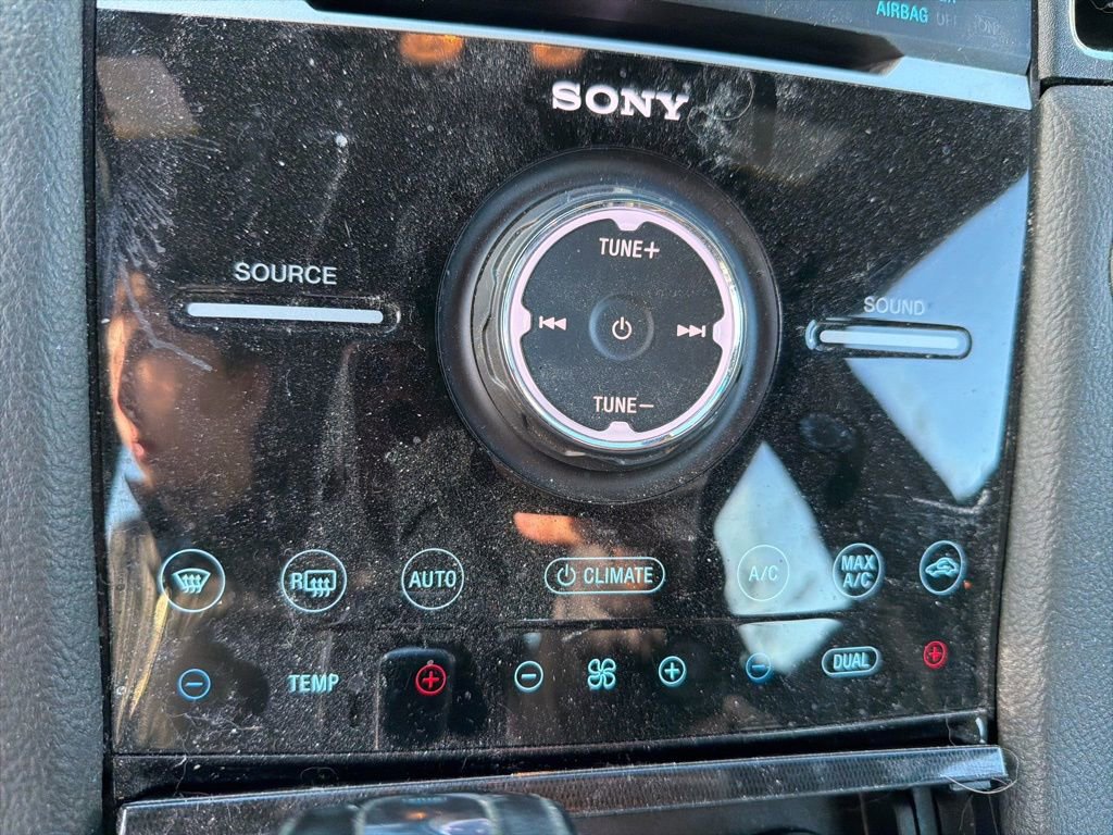 Used 2016 Ford Taurus Limited w/ Driver Assist Package image 18