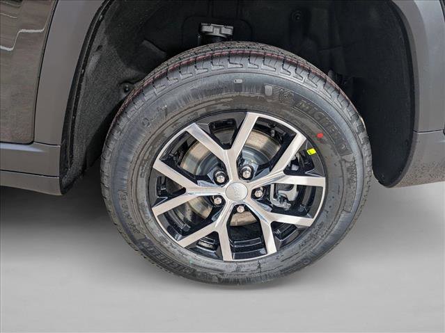 New 2025 Jeep Grand Cherokee L Limited image 8