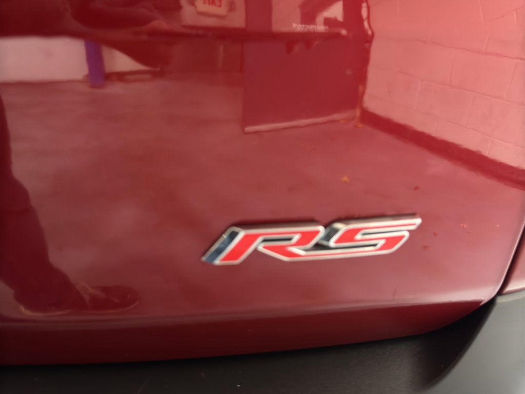 Used 2022 Chevrolet Traverse RS w/ LPO, Floor Liner Package image 11