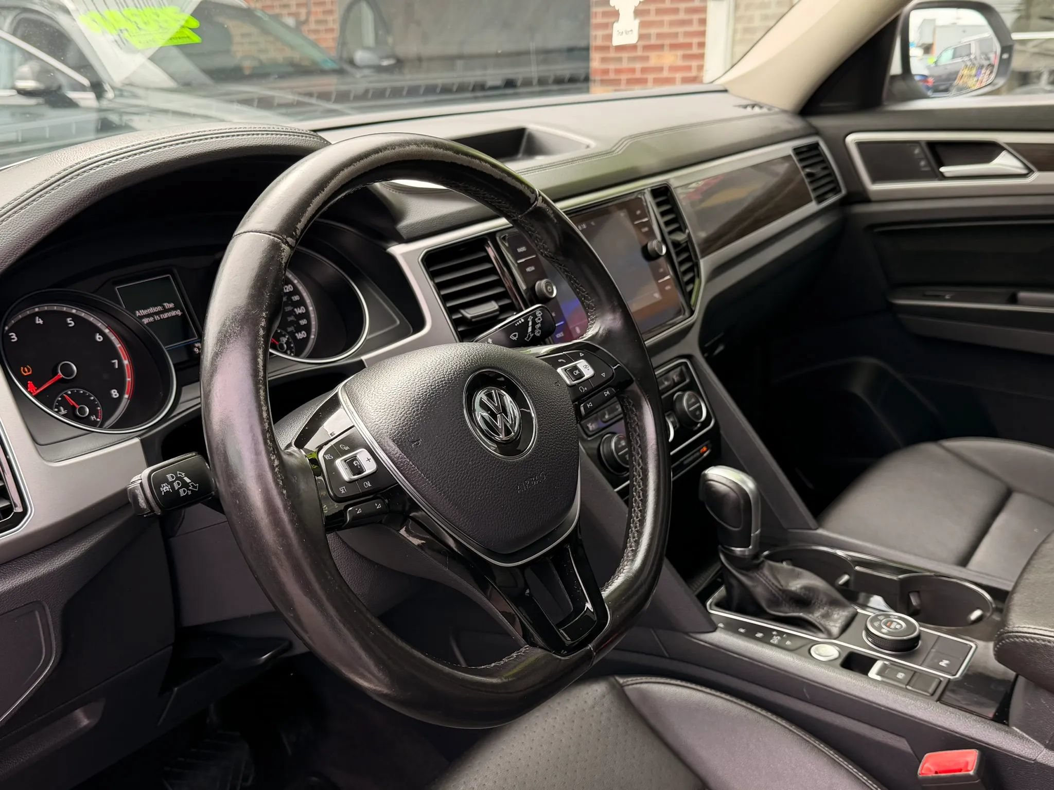 Used 2018 Volkswagen Atlas SEL AWD/4WD image 8