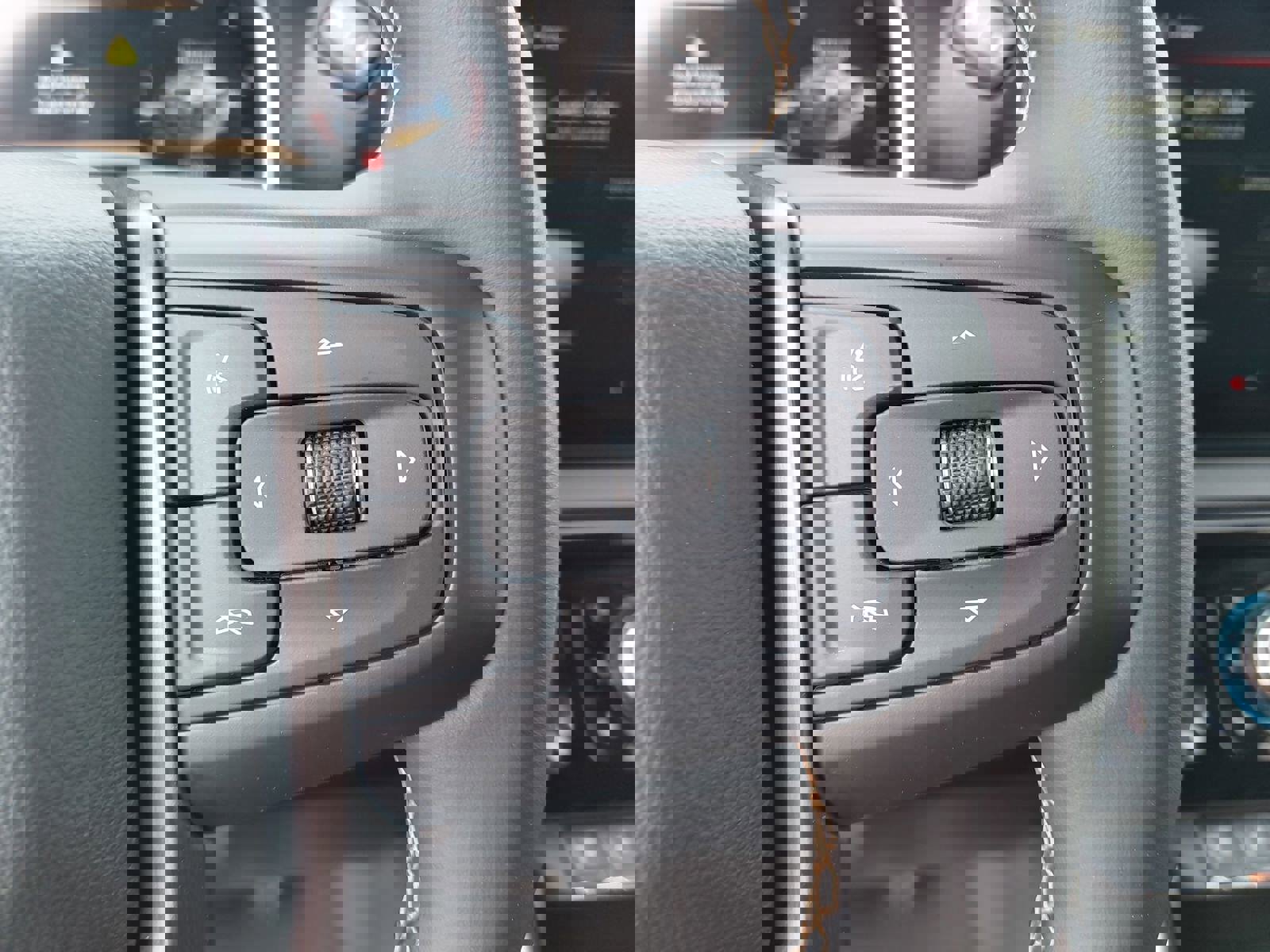 Used 2025 GMC Sierra 3500 AT4 w/ AT4 Premium Plus Package image 19